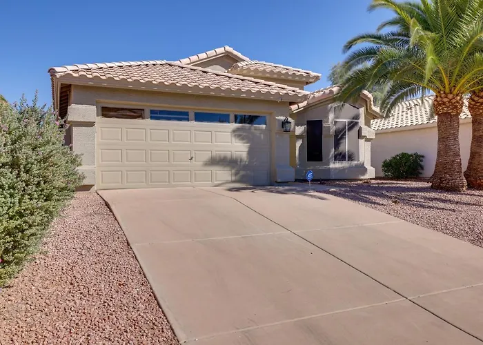 Golf Course View! Dog-friendly Retreat In Glendale Peoria