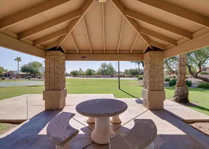 Golf Course View! Dog-friendly Retreat In Glendale Holiday home Peoria